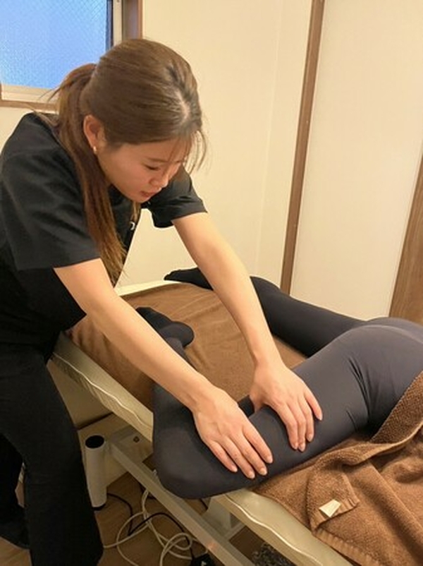 美子宮骨盤調整+頸椎リヴァイブ (７０分)